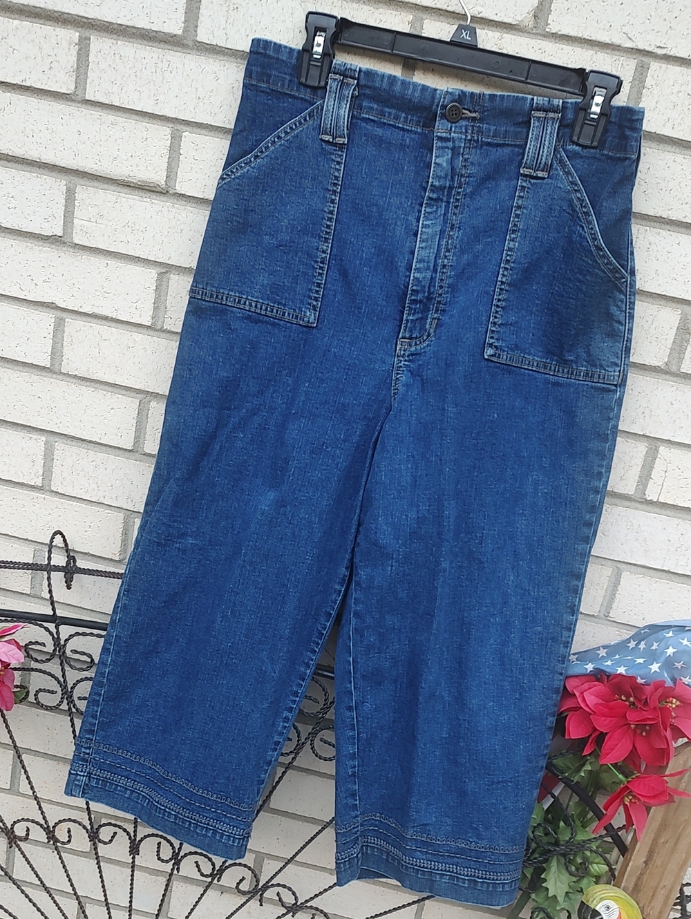 Lee/Denim Capris Pants - Picture 3 of 9
